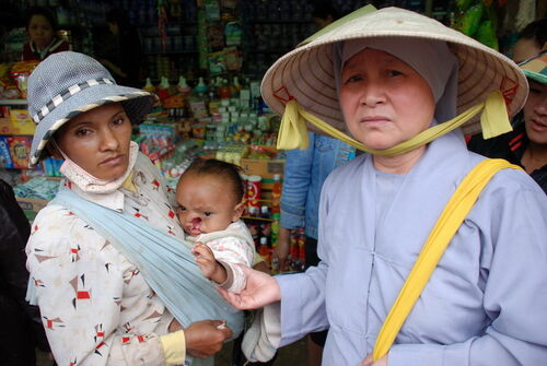 Một niềm vui trong mùa Phật đản