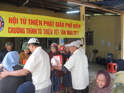 Từ thiện Tết Nguyên Đán tại Đại Lộc, Quảng Nam (phát tại chùa Phú Thọ)