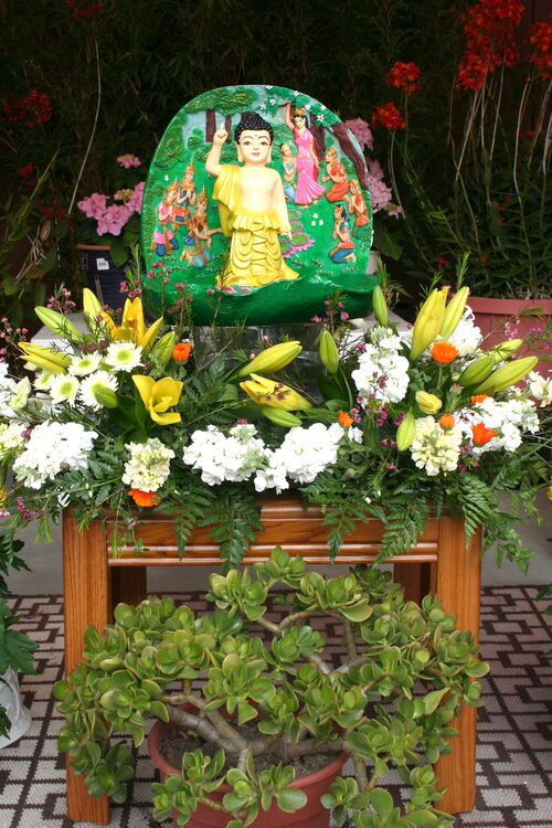 Lễ Phật đản tại Chùa Phổ Hiền, Garden Grove, California