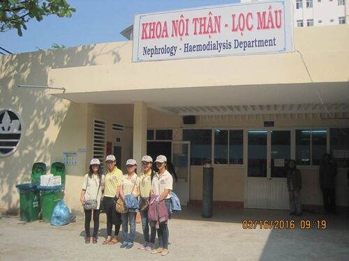 Giúp đỡ bệnh nhân lọc thận nhân tạo tại Bình Định