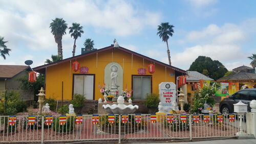 Hình ảnh lễ Phật Đản tại Liên Hoa Ni Tự, Las Vegas, Nevada