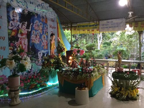 Giúp đỡ các gia đình nghèo khó và người khiếm thị tại Bà Rịa Vũng Tàu nhân mùa Phật đản
