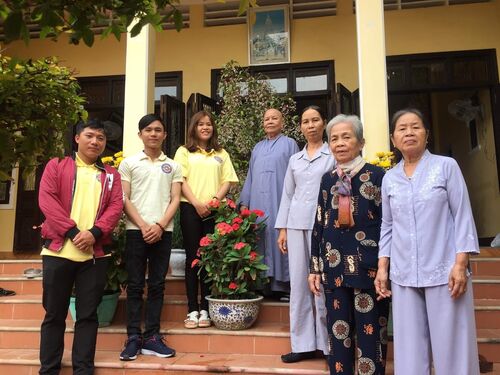 Hỗ trợ bệnh nhân tâm thần tại Huế cùng với Chùa Pháp Hoa tại huyện Phú Vang