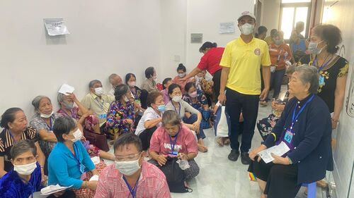 Tiếp tục chương trình từ thiện mổ mắt tại Sài gòn mang ánh sáng cho đồng bào nghèo các tỉnh thành