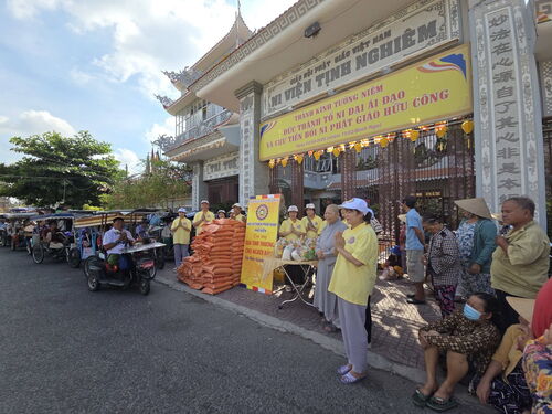 Hình ảnh chương trình từ thiện mùa Phật đản PL 2570 - DL 2026 tại Ni Viện Tịnh Nghiêm, Tiền Giang (cũ)